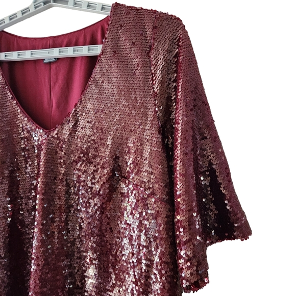City Chic Burgundy Sequin Short Sleeve V Neck Pullover Party Shift Mini Dress - Picture 4 of 8